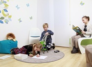 kinder beim Zahnarzt Hanau